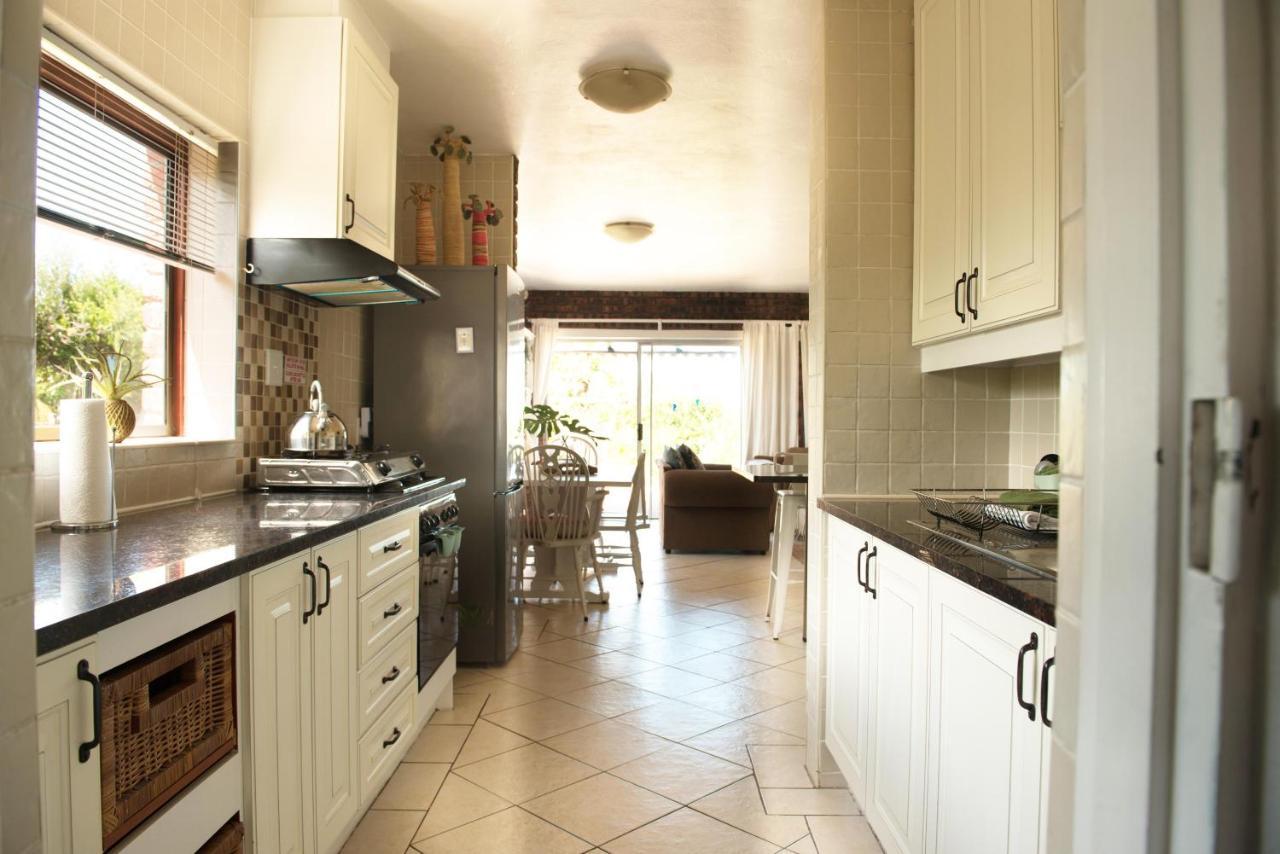 Paradise Self-Catering Units Jeffreys Bay Exterior photo